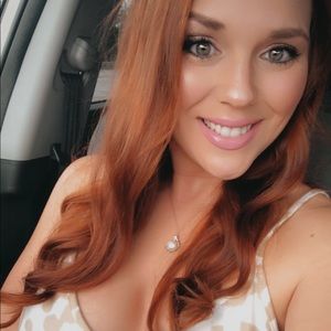 Meet Your Posher - Becka